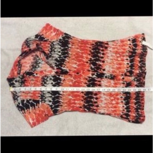 Apt. 9 Accordion Pleat Button Shirt Size Medium - Picture 6 of 10